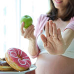 Bà bầu thì nên kiêng ăn những gì để tốt cho cả mẹ và con?