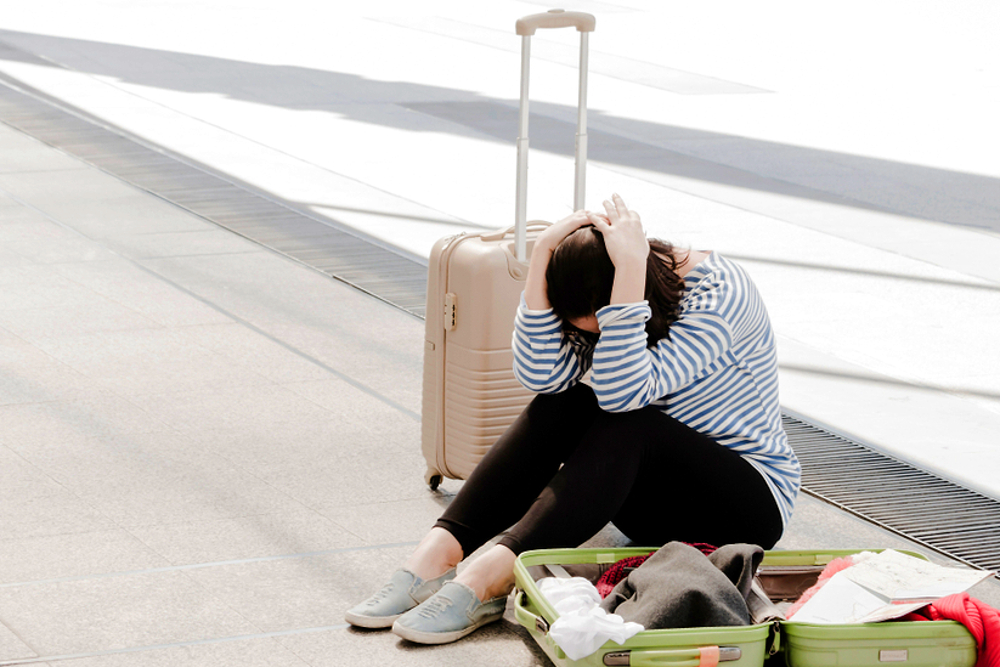 Nếu bị mất ví trong lúc đi du lịch nước ngoài thì mọi người nên làm gì?