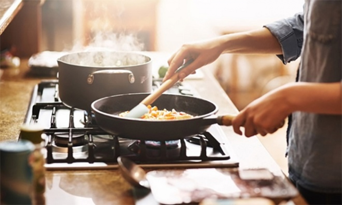 Tổng hợp 10 sai lầm khi nấu ăn làm gây hại sức khỏe có thể bạn chưa biết